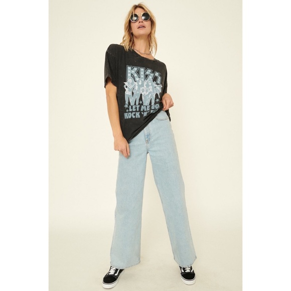 SOLD OUT - Picture 6 of 8